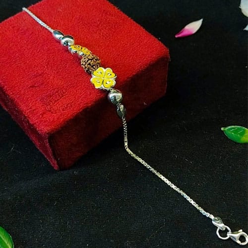 Rakhi-8